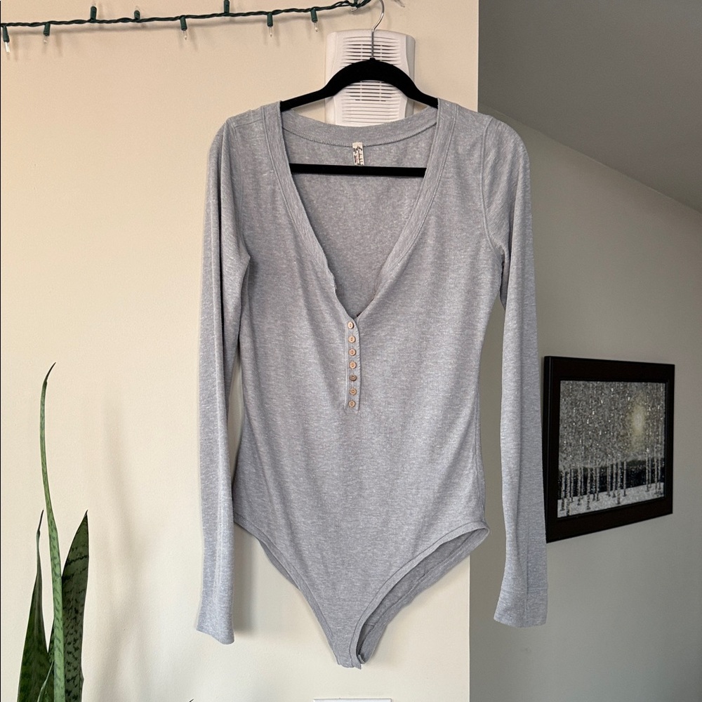 Free People Light Gray V-Neck Bodysuit